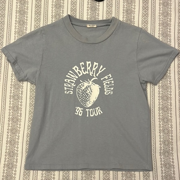 Brandy Melville Graphic Tee - Picture 1 of 5